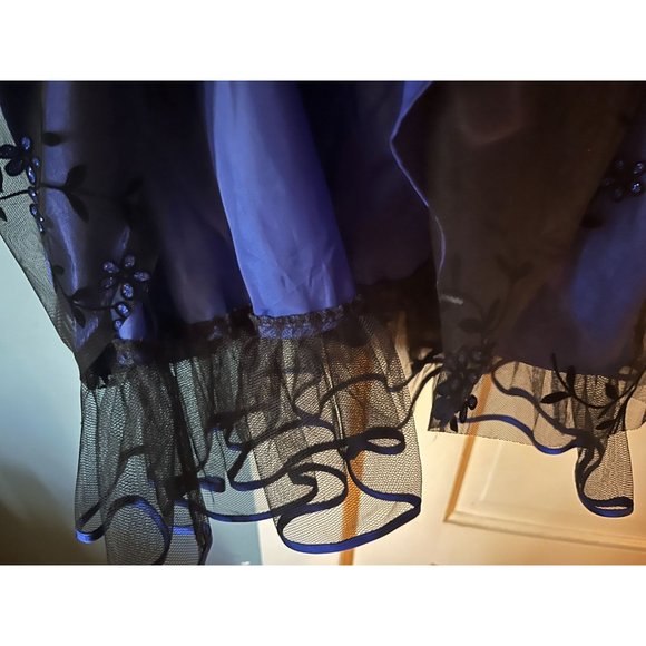 NWT Deadstock Y2K Navy Blue Halter Dress with Black Flocked Floral Designs - Picture 4 of 8